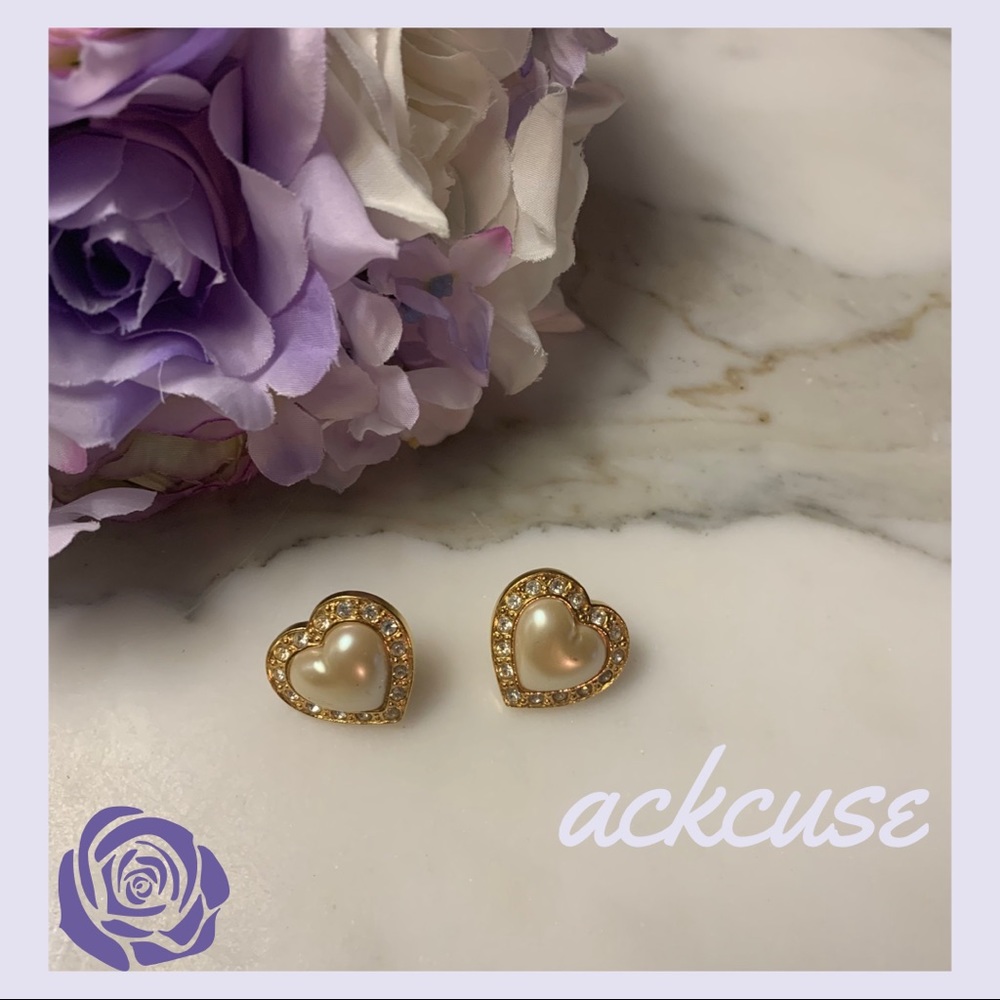 Vintage Heart Pearl Earrings